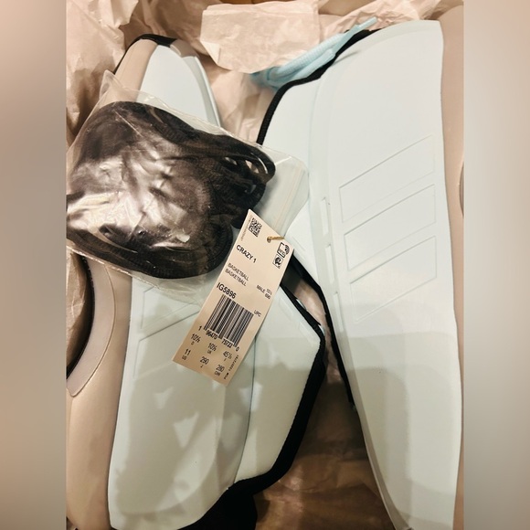 Adidas (NWT) SZ 11 Crazy 1 Kobe ice blue men’s shoe #IG5896 - Picture 3 of 13